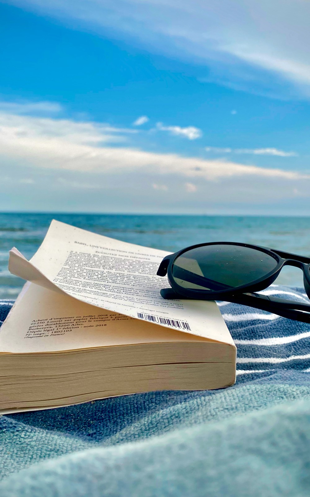 Lire sur la plage - Grau-du-Roi