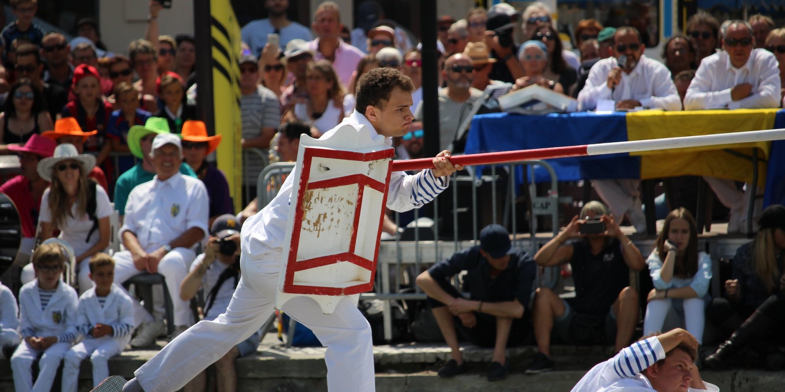 Les joutes nautiques au Grau-du-Roi