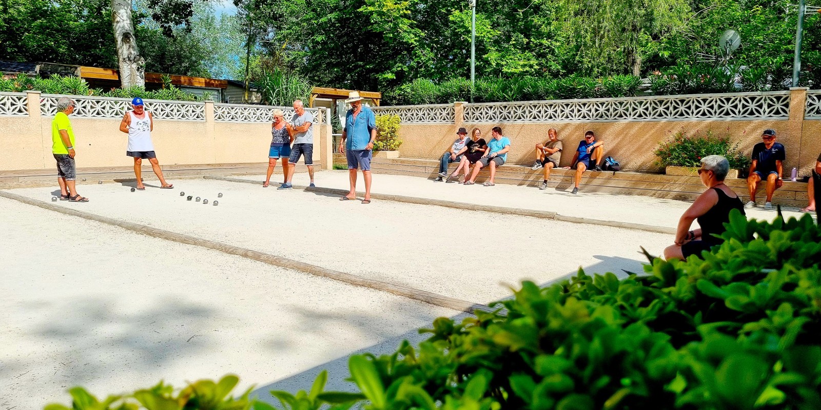 Partie de pétanque dans votre Camping au Grau-du-Roi