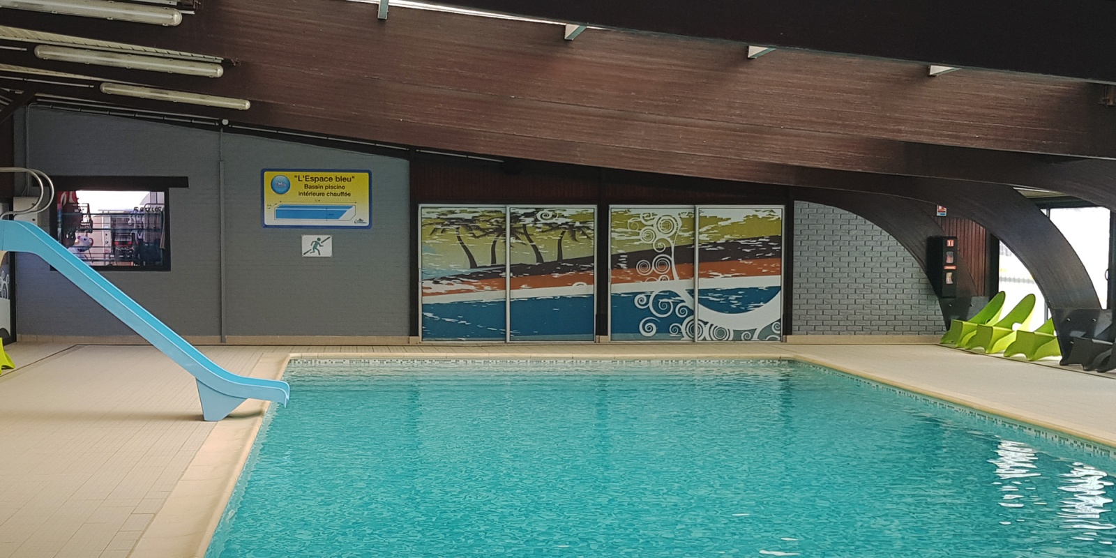Piscine intérieure chauffée