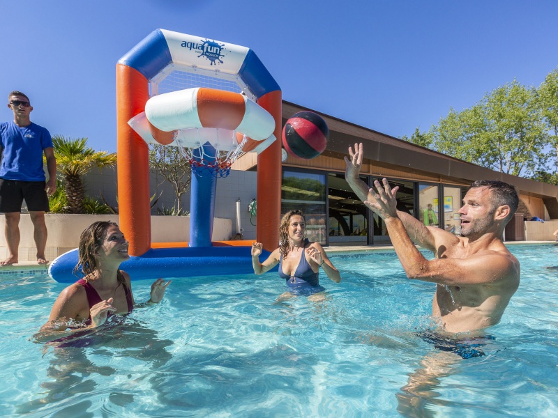 Les animateurs planifient régulièrement des jeux, ils sont affichés dans les espaces d'informations