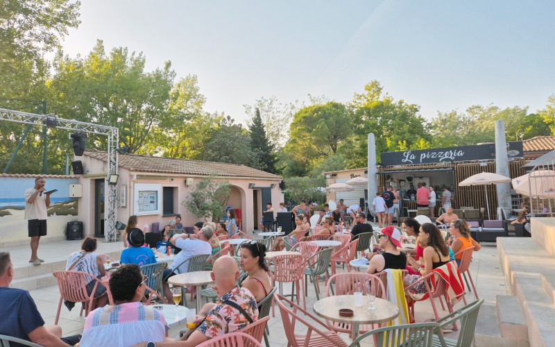 Terrasse de la restauration éphémère août 2025
