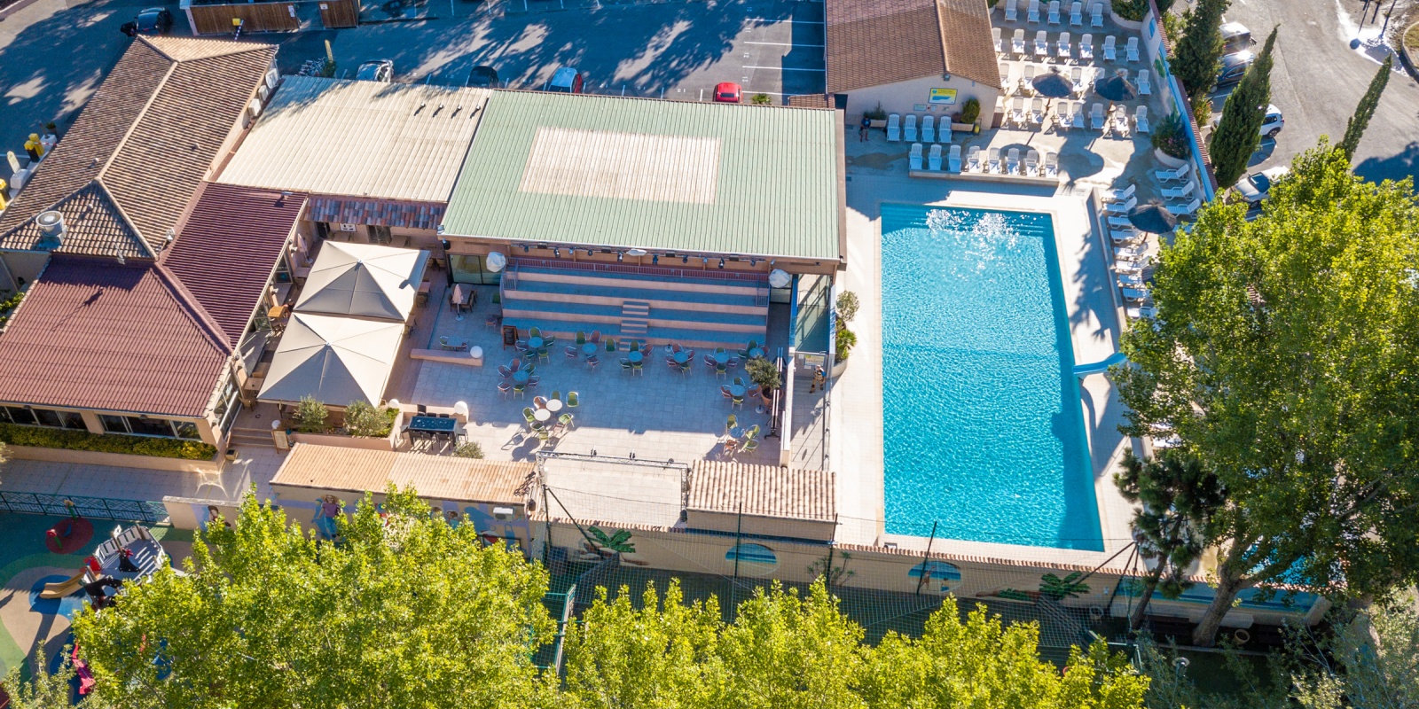 Vue aérienne du camping Abri de Camargue