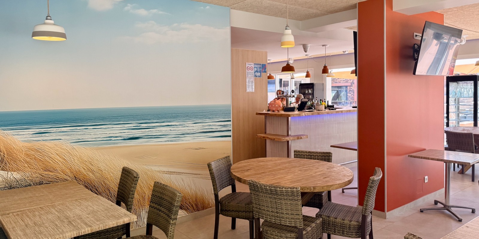 L'intérieur du nouveau restaurant vu sous un nouvel angle