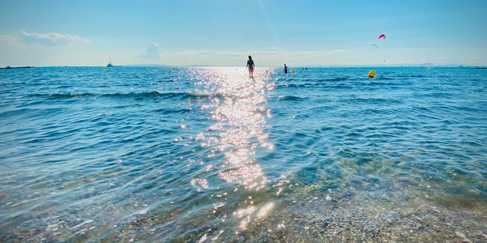 Plage Sud de Port-Camargue, eau claire et spot kite-surf