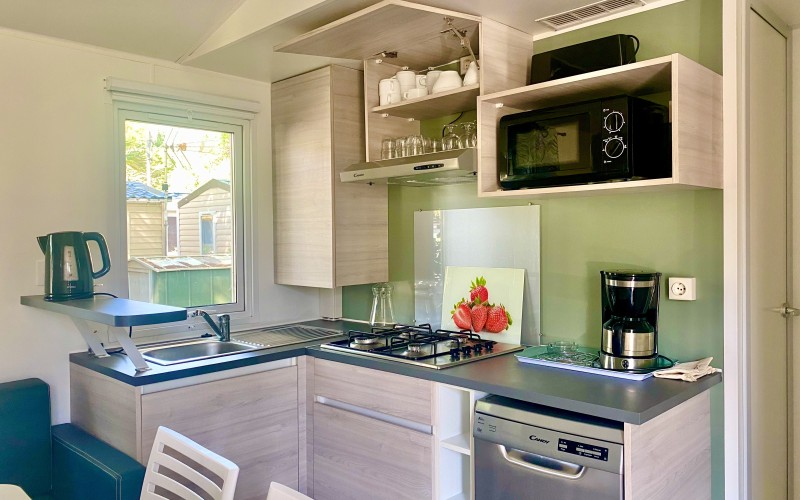 Les cuisines en Mobil-home permettent de préparer des petits plats et desserts, pourquoi pas avec les produits régionaux de saison ?