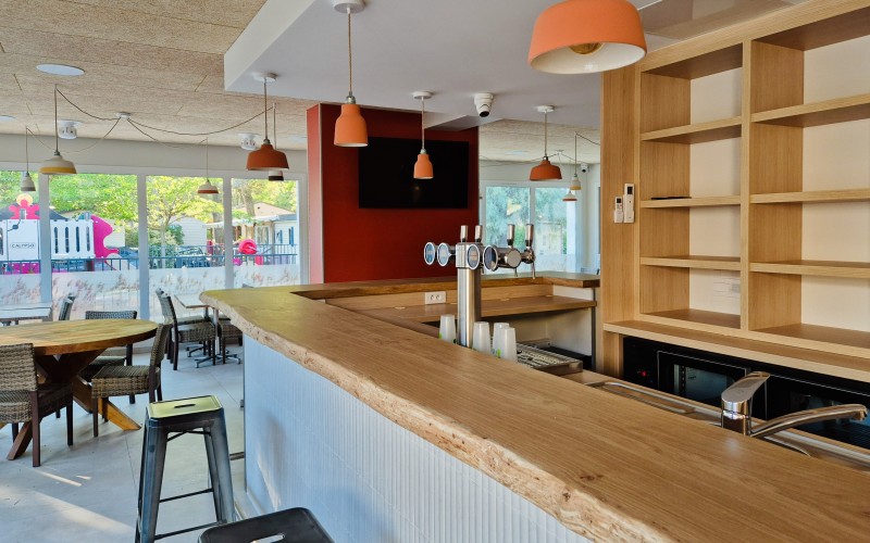 Refonte de l'intérieur du bar restaurant