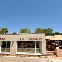 Restaurant, vue d'ensemble de l'extérieur